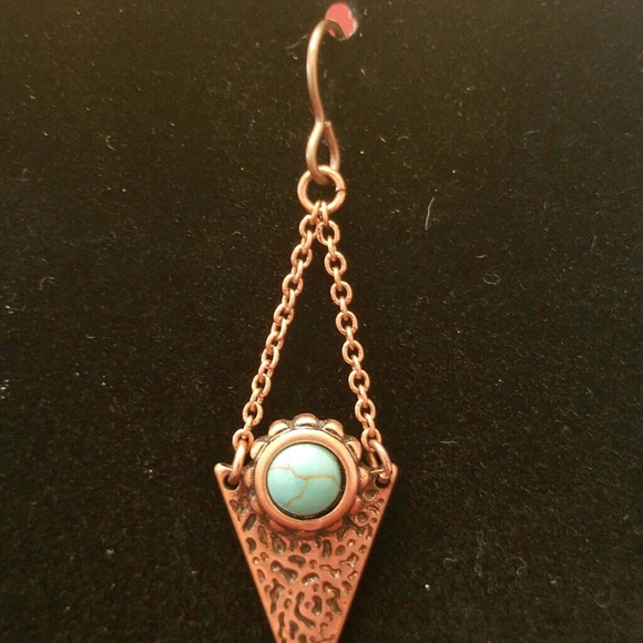 Earrings - Picture 4 of 4